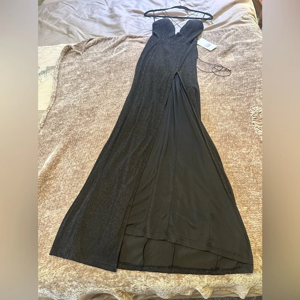 Hello Molly ‘Dear Emilia’ Black Sparkle Maxi, Built-in Cups, NWT, Size XS - Picture 14 of 16